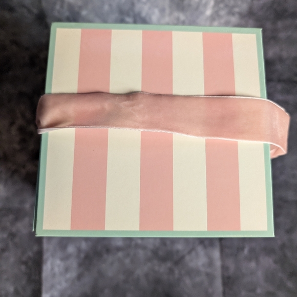 New Yellow Marshmallow Bear Gift. Hand Made With Cute Carrying Box. - Picture 6 of 6